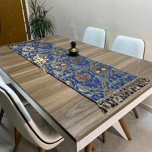 Corridore di tovaglia da caffè turco blu scuro, Runner da tavolo turco floreale tulipano, Tessuto di qualità, Diner Table Runner, RNR237
