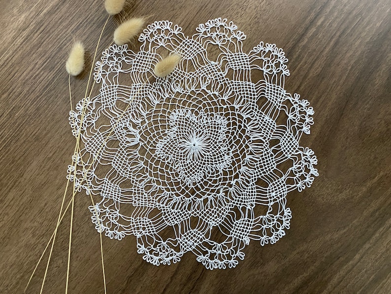 White Lace Placemats Vintage Doily Lace Table Topper Etsy
