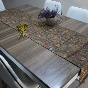 Tovaglia turca marrone Runner, Tulip Design Floral Boho Runner per matrimonio, Copritavolo verde, Runner da tavolino, RNR183