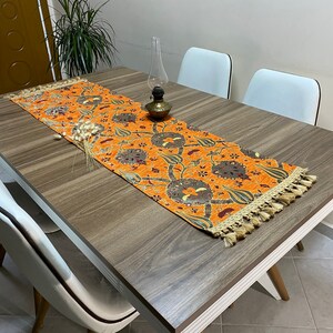 Coureur de tissu de table à café turc orange, chemin de table turc floral de tulipe, chemin de table de mariage de qualité, RNR234
