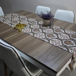 Tovaglia turca beige Runner, Tulip Design Floral Boho Runner per matrimonio, Copritavolo verde, Runner da tavolino, RNR188