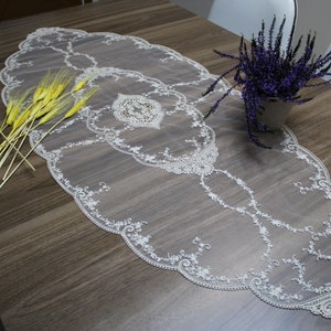 Cream French Lace Table Runner, Vintage Style French Tablecloth For Wedding Table, French Linens, Lace Doilies, Table Runner,   LC110