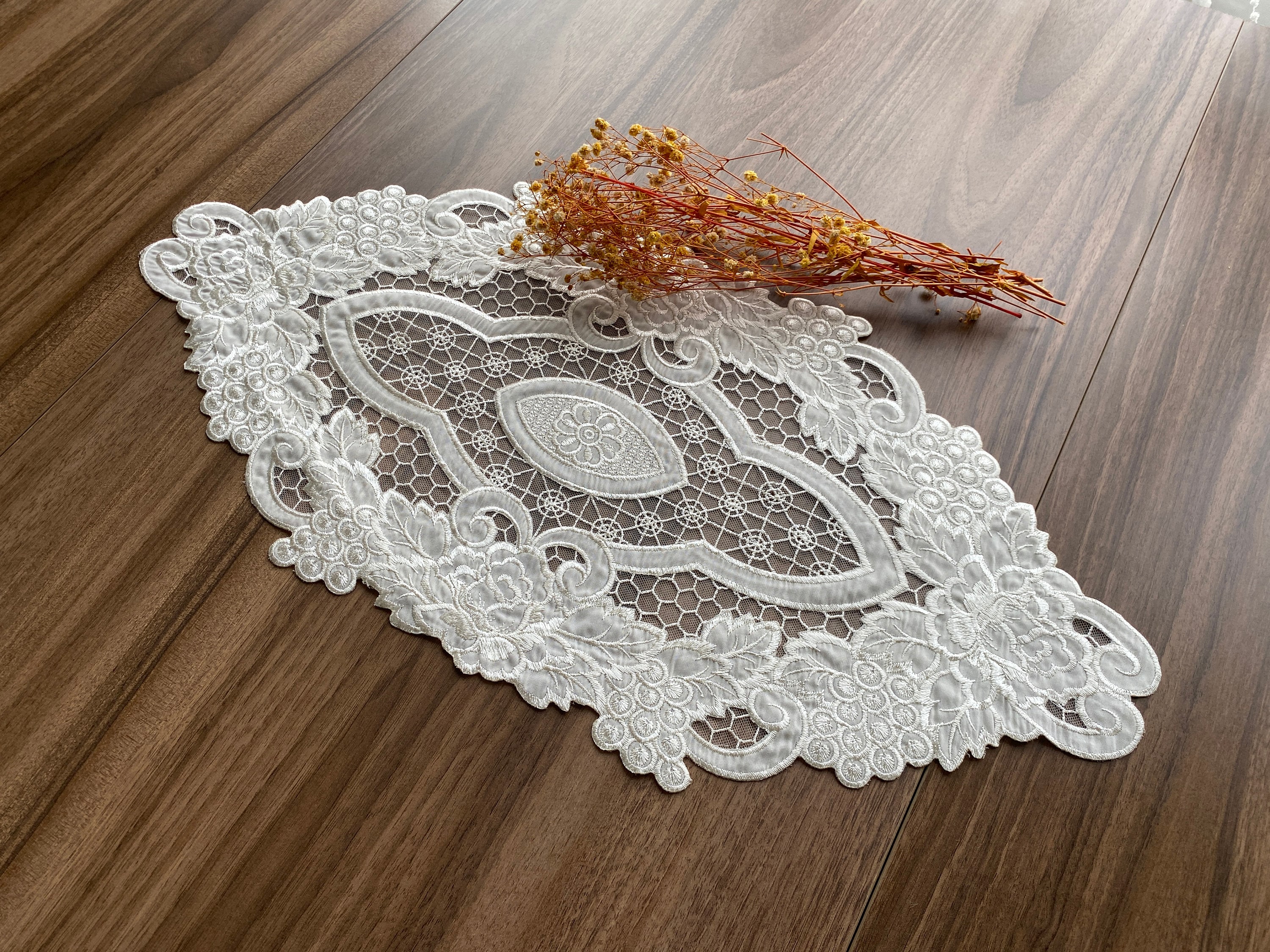 Burano lace - Etsy 日本