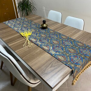 Runner da tavolo turco con motivo a tulipano blu, decorazioni per la tavola da matrimonio lungo Boho, runner da tavola rustico con garofano rosso, RNR371