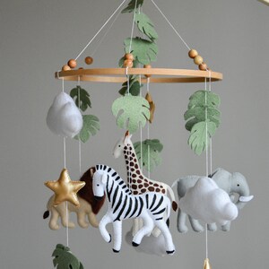 Safari Baby Mobile with Giraffe, Lion, Zebra & Elephant – Handmade Neutral Jungle Nursery Decor, Newborn Cot Crib Mobiles Carousel,Baby Gift