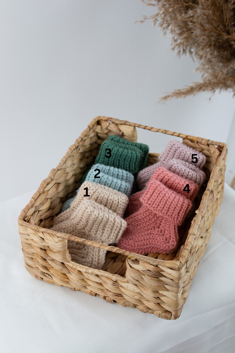 Knitted baby socks, baby gift, knit merino wool socks for boy and girl, 0-3 months old socks, newborn socks, baby showers gift, Baby shoes image 2