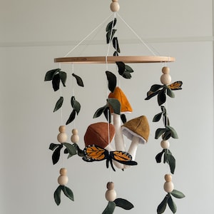 Monarch butterfly, Mushrooms Forest style baby crib mobile, Floral nursery baby mobile, Lighter and darker leaves Leaf crib mobile Butterfly