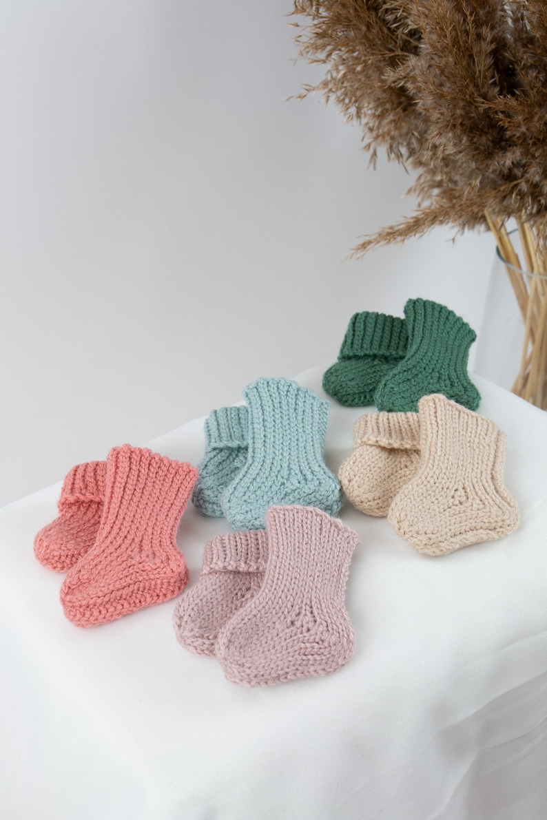Knitted baby socks, baby gift, knit merino wool socks for boy and girl, 0-3 months old socks, newborn socks, baby showers gift, Baby shoes image 6