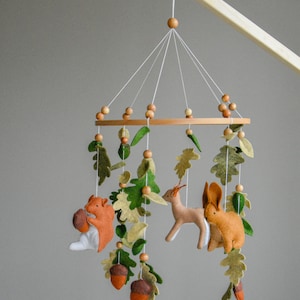 Woodland baby crib mobile, Forest animal nursery mobile, Baby boy and girl cot mobile, Woodland nursery decor, Baby shower gift