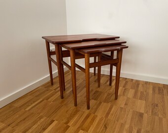 Dänische Teak Satztische von Kurt Østervig für Jason Møbler, 1960er, 3er Set Nesting tables