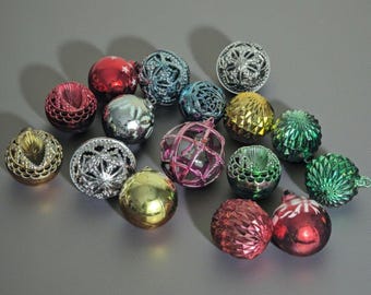 Vintage Bradford Plastic Christmas Ornaments - 1950s Retro Holiday Decor