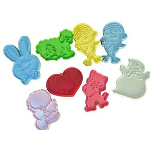 8 Vintage Cookie Cutters, Wilton Cookie Cutters, Hallmark Cookie Molds, Baking Tools, Cookie Baking