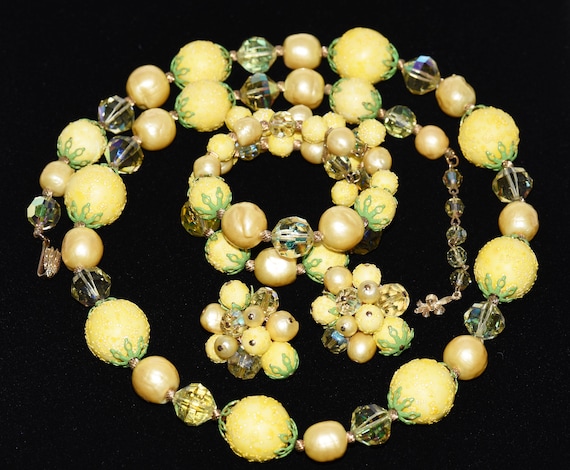 VENDOME Delightful Lemon YELLOW bead Crystal GREE… - image 1