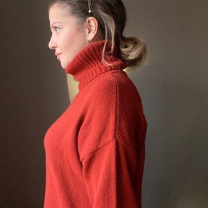 Luxurious Cashmere Sweater for Her. Beautiful Christmas Present. Loose turtle-neck sweater with assymetric hemline. Merino sweater for Women image 5