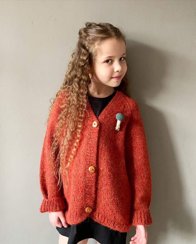 Oversized slouchy cardigan for kids in multiple colors and sizes. Chunky knit gender neutral sweater. Hand knit Toddler cardigan sweater. image 7