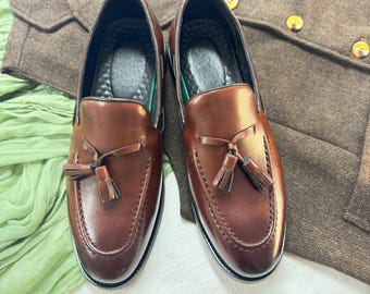 Sapatos de casamento feitos à mão, presente para o noivo, sapatos sociais masculinos, mocassins simples para cavalheiros, mocassins para banquetes, sapatos casuais de negócios, presente para ele.