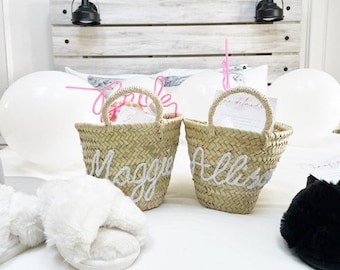 Bride to Be Bridal Engagement Gift Basket Present, Bride Gift, Bridal Gift Basket, Future Mrs. Gift, Bride Box, Bridal Shower Gift