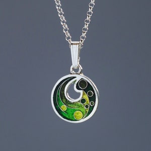 Green Enamel Pendant, Sterling Silver Necklace, Handmade Jewelry,  Cloisonné Enamel Necklace, Sterling Silver 925 , Circle Pendant