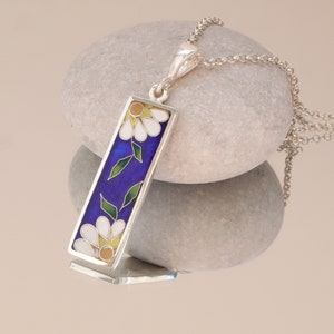 Cloisonne Flower Necklace, Daisy Sterling SIlver Pendant, Georgian Cloisonne Enamel, Enamel Silver Pendant, Handmade SIlver Pendant