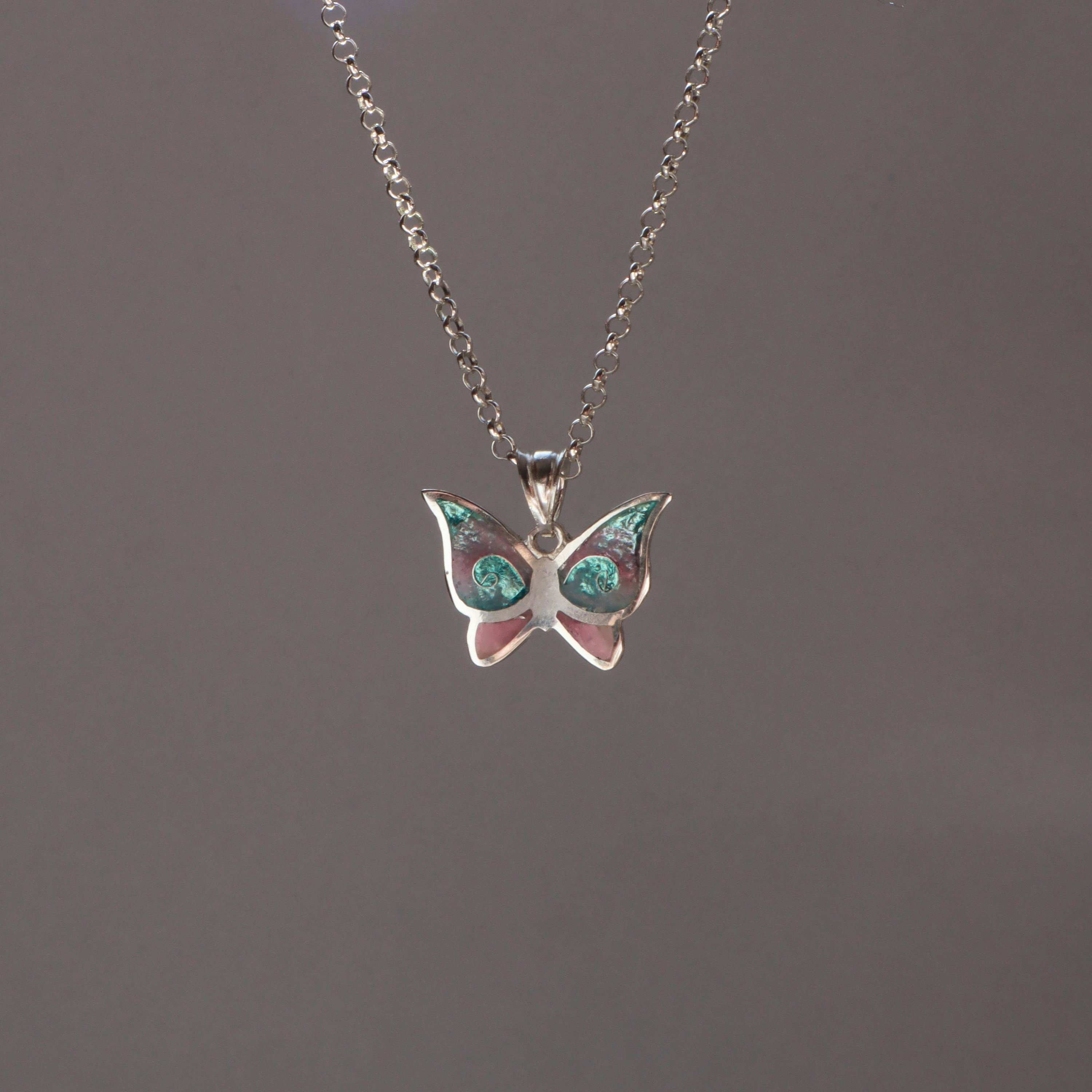 Amour Pink Enamel Butterfly Necklace In 14K Yellow Gold JMS010911