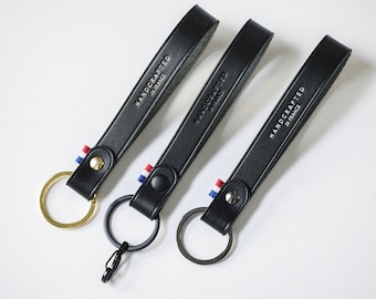 Schwarzes Leder | Personalisierter Karabiner-Schlüsselanhänger, Weihnachtsgeschenk, Geburtstagsgeschenk, Lederhochzeit, Hochzeitsgeschenk