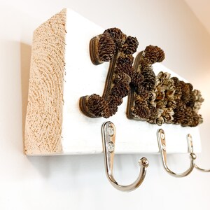 Gancho de llave de madera blanca decoración de pared | Etsy