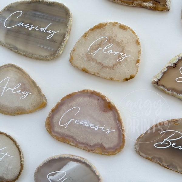 Personalized Agate Geode Slice | Table Place Cards| Minimalist | Beige Cream Natural | Dinner Party, Wedding, Birthday, Bridal Shower, Party