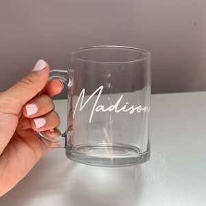 Personalisierter Name Klarglasbecher 12 Unzen, Muttertagsgeschenke, Geschenke für Mama, Geburtstagsgeschenke, Brautjungferngeschenk, Kaffee, Teetasse