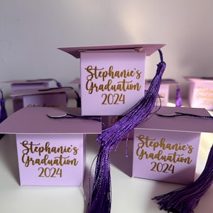 Mini caja de birrete para invitados de graduación / Mini caja con forma de birrete y borla para fiesta 2025