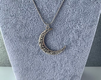 Crescent Moon Necklace, Moon Lover Gift, Celestial Jewelry, 18” Stainless Steel Chain, Gifts For Her, Gift Giving, Moon Jewelry