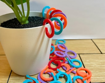 Snag-Free Split-ring Stitch Markers | Stitch Holders | Knitting & Crocheting | Metal Flip-top Tin | 25 Pack