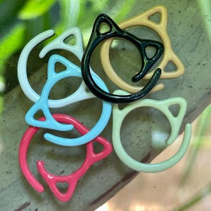 Katt Split-Ring Metallmaskmarkörer: Stickning & Virkning, Flip-top Plåt