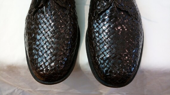 Beautiful 60s/70s Vintage Mod Handmade Leather Bas