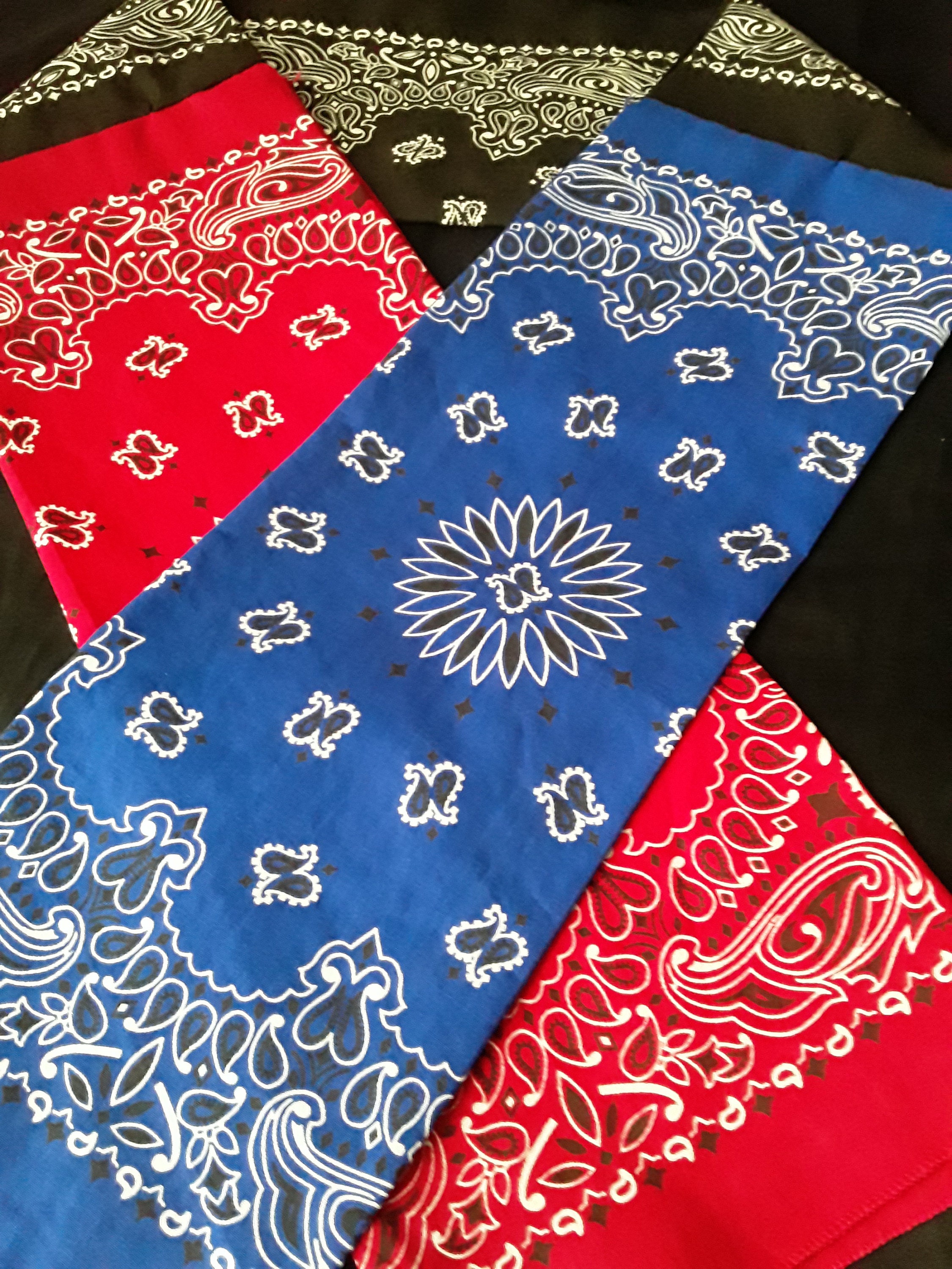 Bloods and Crips United Melanian Scarf - Etsy, image size:2250x3000