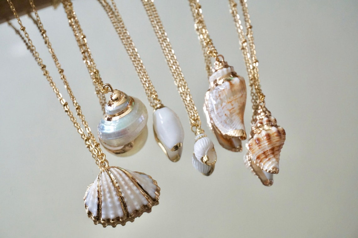 Natural Seashell Necklace Boho Jewelry Seashell Pendant - Etsy