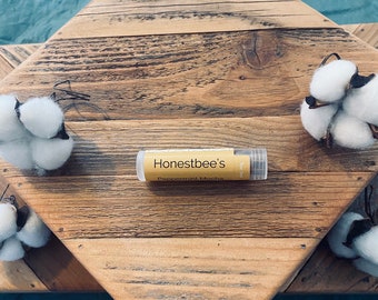 Handmade Natural Beeswax Lip Balm, Beeswax Lip Balm, Lip Balm, Natural lip balm, handmande lip balm, lip balm, natural balm