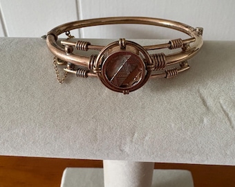 Vintage Gold Filled Victorian/Etrucian Art Deco Bangle Bracelet- Antique, Victorian, Classic. 25-7-124