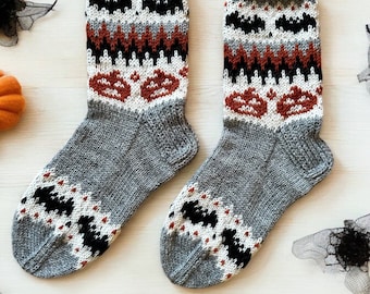 Patrón de tejido de calcetines de lana para Halloween hechos a mano: guía de calcetines de temporada espeluznante: PDF fácil de seguir