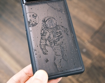 Cosmic Wanderer Design, Étui en bois pour iPhone, Samsung Galaxy et téléphones Google Pixel, Personnalisable