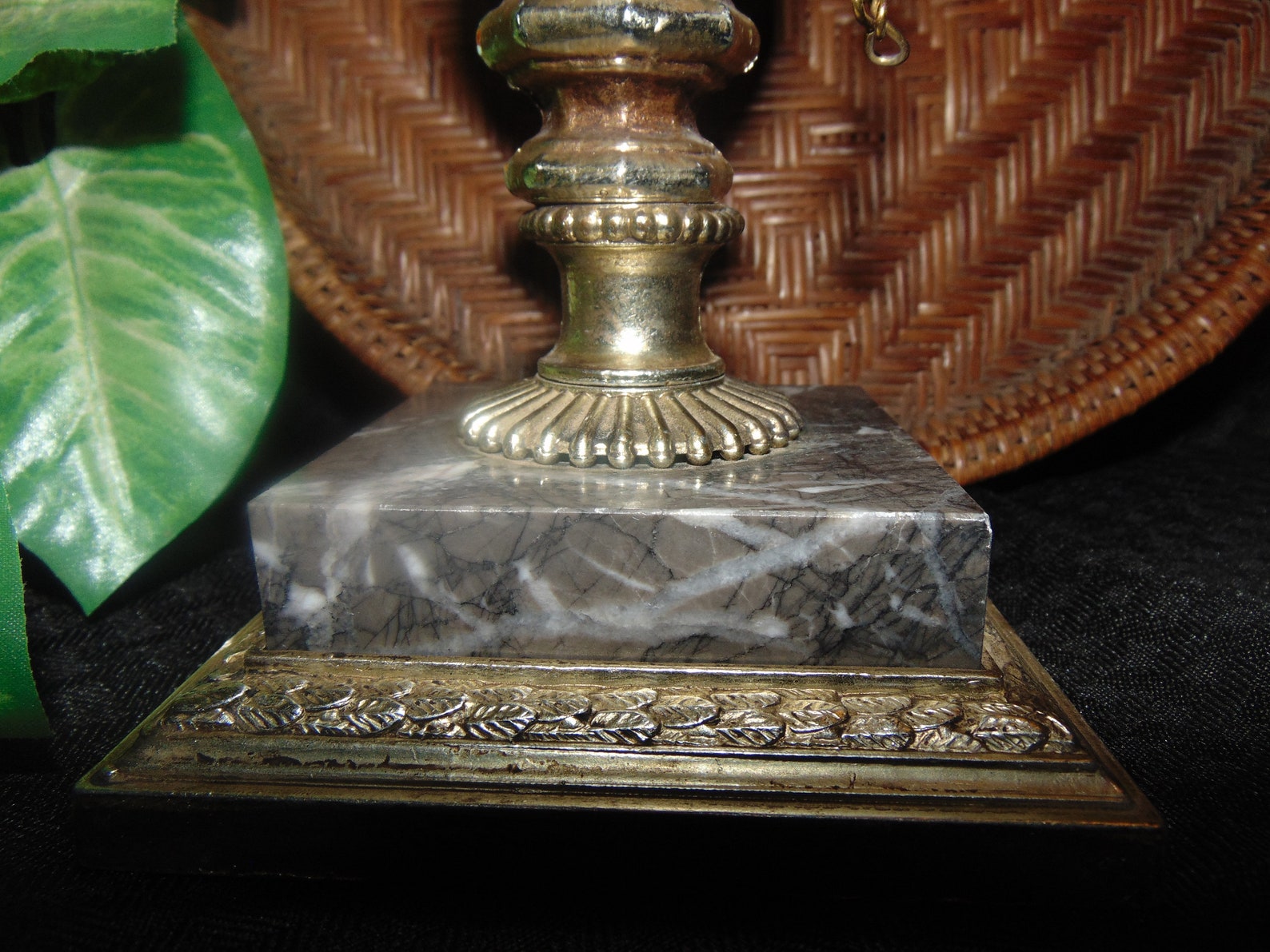 Dilly MFG Co. Candle Holder Metal avec base de marbre et Etsy