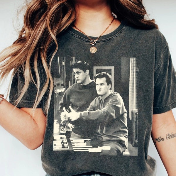 Vintage Chandler Bing T-Shirt, Matthew Perry Shirt, Rip Friends Sweater, Classic Friends Chandler Tee, Matthew Perry Shirt, Gift for Lover