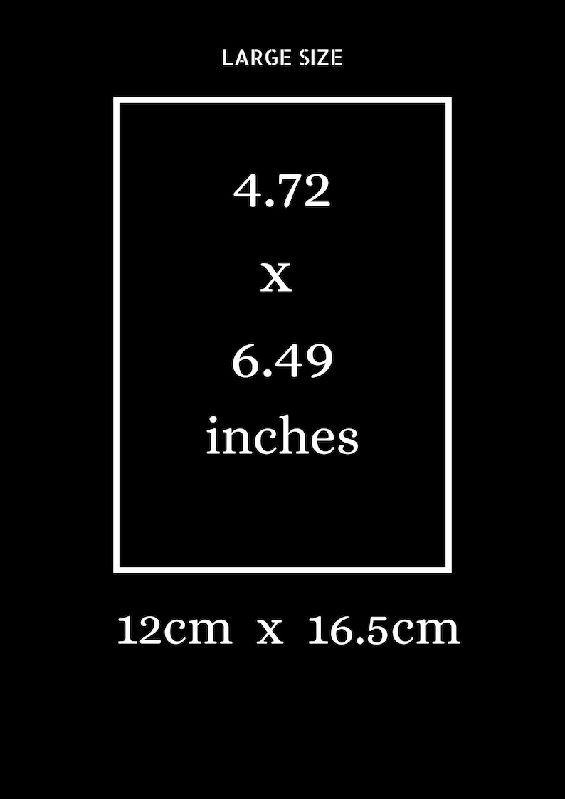 Peut inclure: Impression de grande taille avec les dimensions 4.72 x 6.49 pouces ou 12cm x 16.5cm.