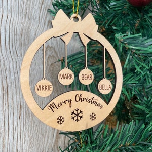 Personalised Family  Christmas Bauble, Engraved Christmas Family / Couple Ornament, Christmas Keepsake Gift for Family Couple | BAU033