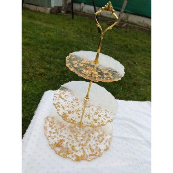 Plateau à 3 Étages en Résine Personnalisable, France