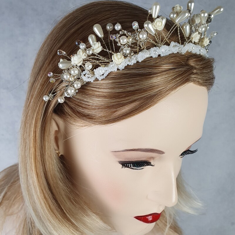 Beautiful bridal headband