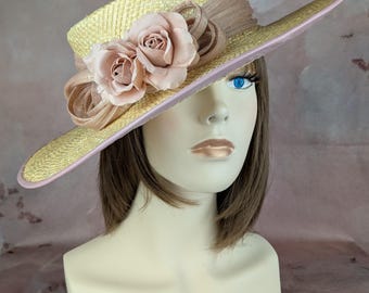 Handmade beige straw hat with roses and abá silk, wedding hat for guests, pamela ladies' hat, summer hat