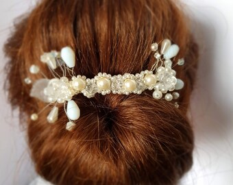 Handmade small hair clip brides hair accessory, Wedding Hair and Pearl Hair Comb, Bridalhaircomb, silver, Wedding comb, guests.