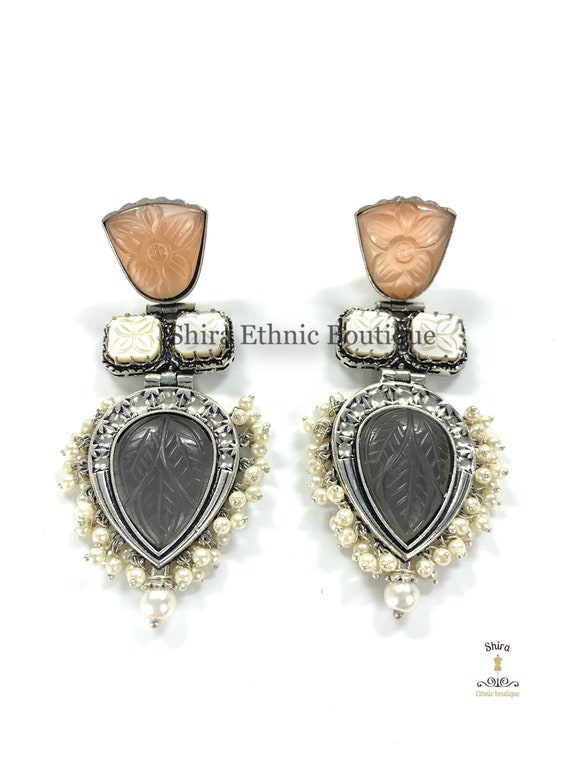 White Diamond With Silver Polish Sylish Earrings