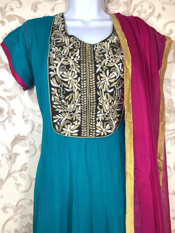 153121 WINE AND GREEN ANARKALI KURTIS WITH DUPATTAS COMBINATION - Reewaz  International | Wholesaler & Exporter of indian ethnic wear catalogs.