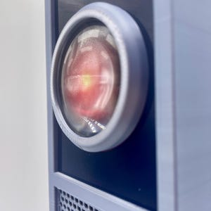 2001: En rymdossé HAL 9000 Skrivbordsstädning bild 5
